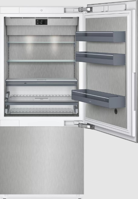 מקרר אינטגרלי מקפיא תחתון עם  76 ס”מ ICE MAKER  סדרת GAGGENAU Vario 400 דגם RB 472 304